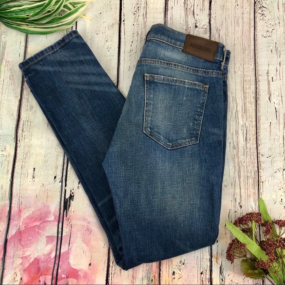 Alesbury Slim Jeans
